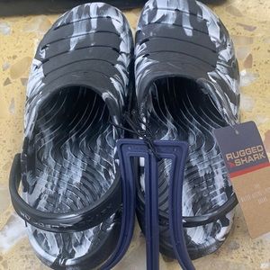 Make black & white crocs